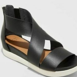 a new day Sandals Womens Black Crossover Ankle Strap Hummingbird Zips